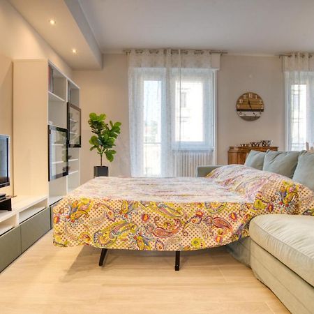 Caseospitali - Casa Janas, Elegante Trilocale Per 5 In Zona Centrale Мілан Екстер'єр фото